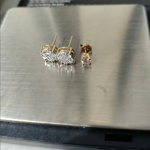 QVC Affinity 1/2 Ctw Diamond Stud Earrings -14k YG - Picture 6 of 11